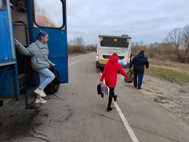 Автобус котельники белоомут завтра. Посёлок Белоомут Луховицкий. Автобус 333 Котельники Белоомут.